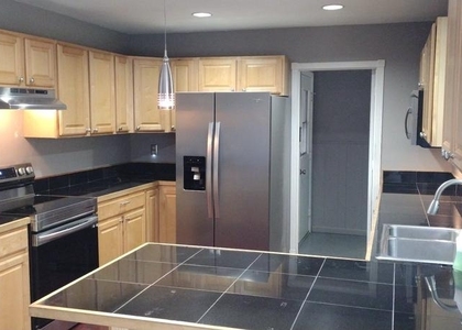 936 Longfellow Court - Photo 1