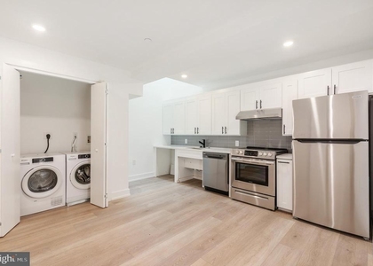 2002 Frankford Ave - Photo 1