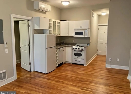 1527 Spruce Street - Photo 1