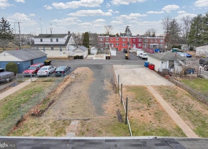 174 E Main Street - Photo 1