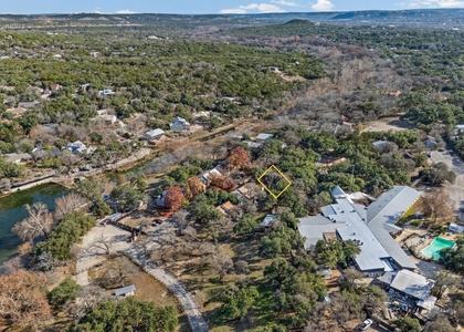 24 Marina Cir - Photo 1