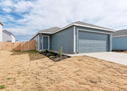 313 Marty Allen Loop - Photo 1
