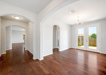 176 Flannery Ln - Photo 1