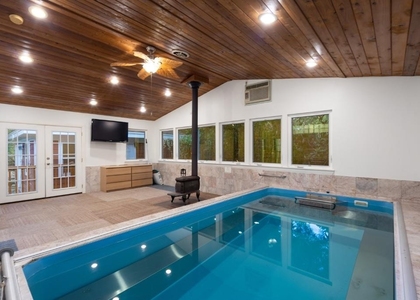 1212 Bentwood Rd - Photo 1