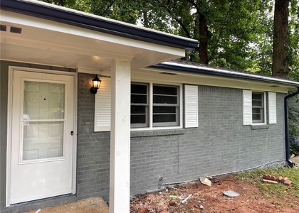 665 Sw Barnes Drive Sw - Photo 1