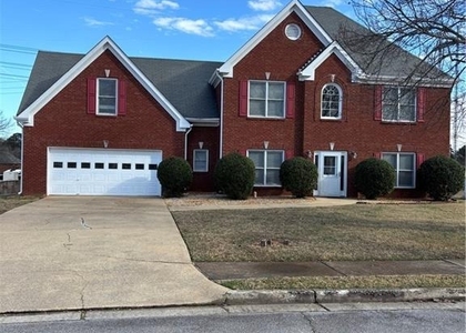 220 Cross Creek Drive - Photo 1