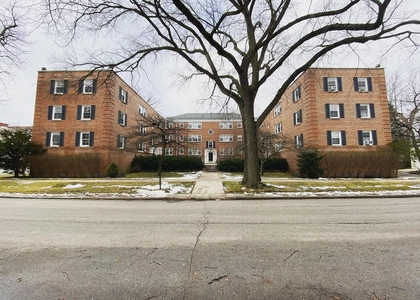 2608 Bennett Avenue - Photo 1