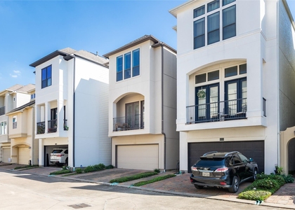 8817 Lakeshore Bend Drive - Photo 1