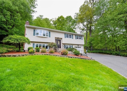 630 Van Emburgh - Photo 1