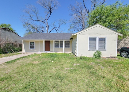 5815 Southseas Street - Photo 1