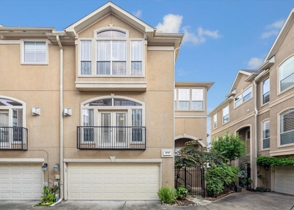 107 Detering Street - Photo 1