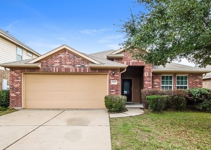 21519 Kings Bend Drive - Photo 1