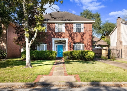 4418 Jane Street - Photo 1