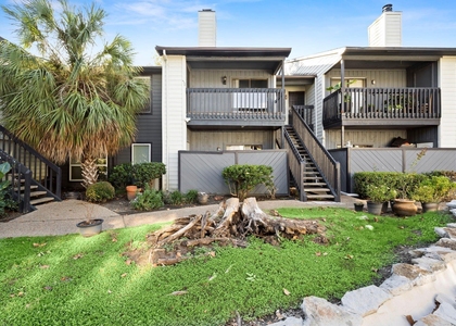 9009 Richmond Avenue - Photo 1