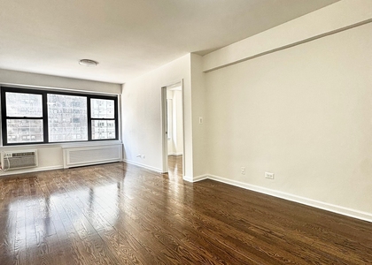 East 57 Street - Photo 1