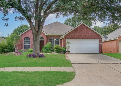 18223 Heathridge Lane - Photo 1