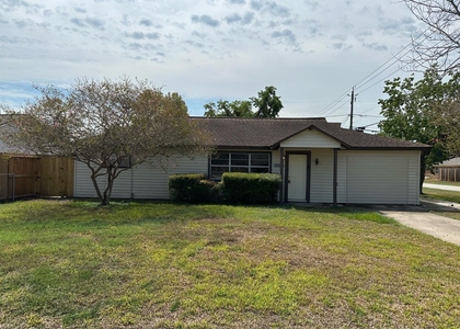 2502 Kingsdale Drive - Photo 1