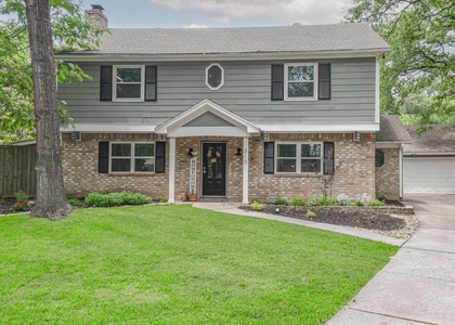 310 Prince Of Wales Street - Photo 1