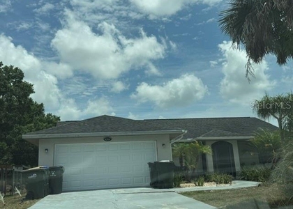 4264 Salford Boulevard - Photo 1