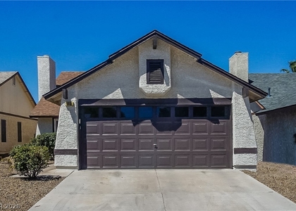 910 Clipper Drive - Photo 1