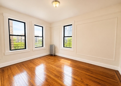 2507 Cruger Avenue - Photo 1