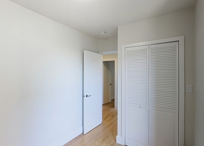  East 7th Street - Photo 1