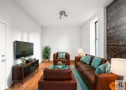 West 125 Street - Photo 1