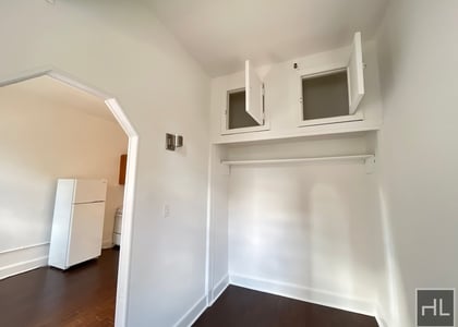 Second Avenue - Photo 1