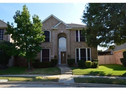7816 Creekway Court - Photo 1