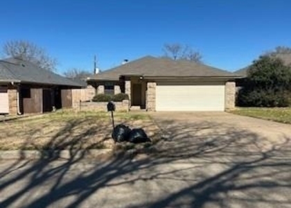 4211 Meadow Park Drive - Photo 1