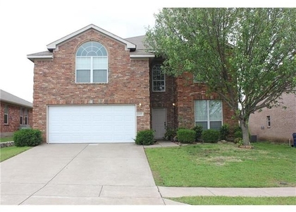 2425 Collier Drive - Photo 1