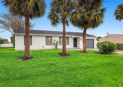 2937 Se Ironton Avenue - Photo 1