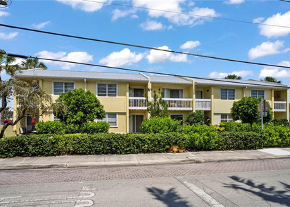 2121 Ne 36th Street - Photo 1