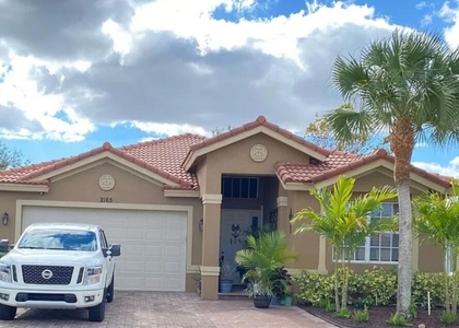 2165 Newport Isles Boulevard - Photo 1