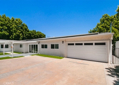 22841 Calvert St - Photo 1