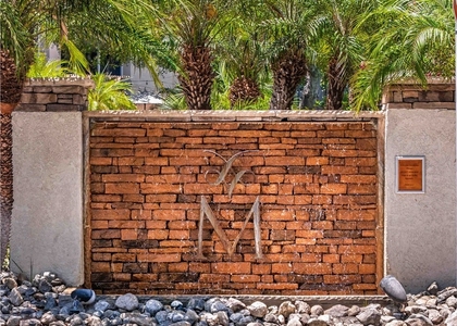 5520 Owensmouth - Photo 1