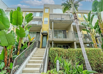 248 Rockefeller - Photo 1