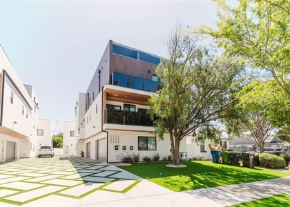 5648 1/4 Cartwright Avenue - Photo 1