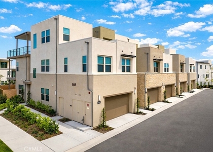 885 Poppy Court - Photo 1