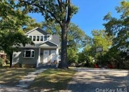 281 Dogwood Avenue - Photo 1