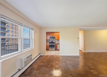 101 Gedney Street - Photo 1