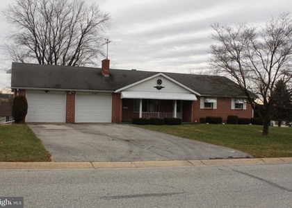 218 Cardinal Drive - Photo 1