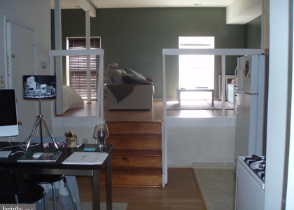 2043 Green Street - Photo 1