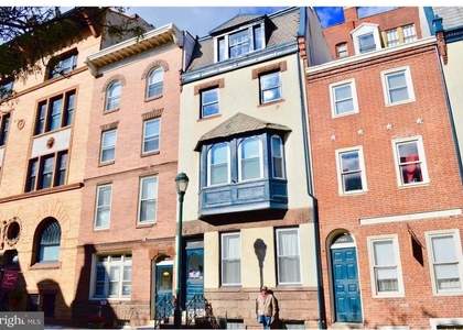1209 Locust Street - Photo 1