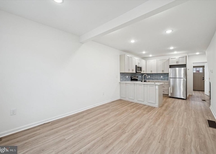 2553 S Dewey Street - Photo 1
