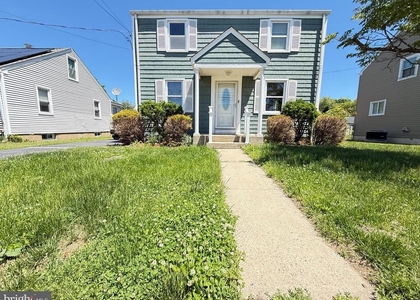 210 Kuser Road - Photo 1