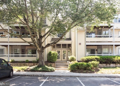 103 Claridge Court - Photo 1