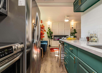 7126 N 19th Avenue - Photo 1