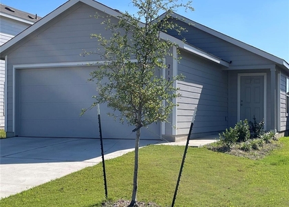 212 Marty Allen Loop - Photo 1