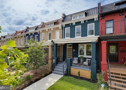1323 Childress Street Ne - Photo 1
